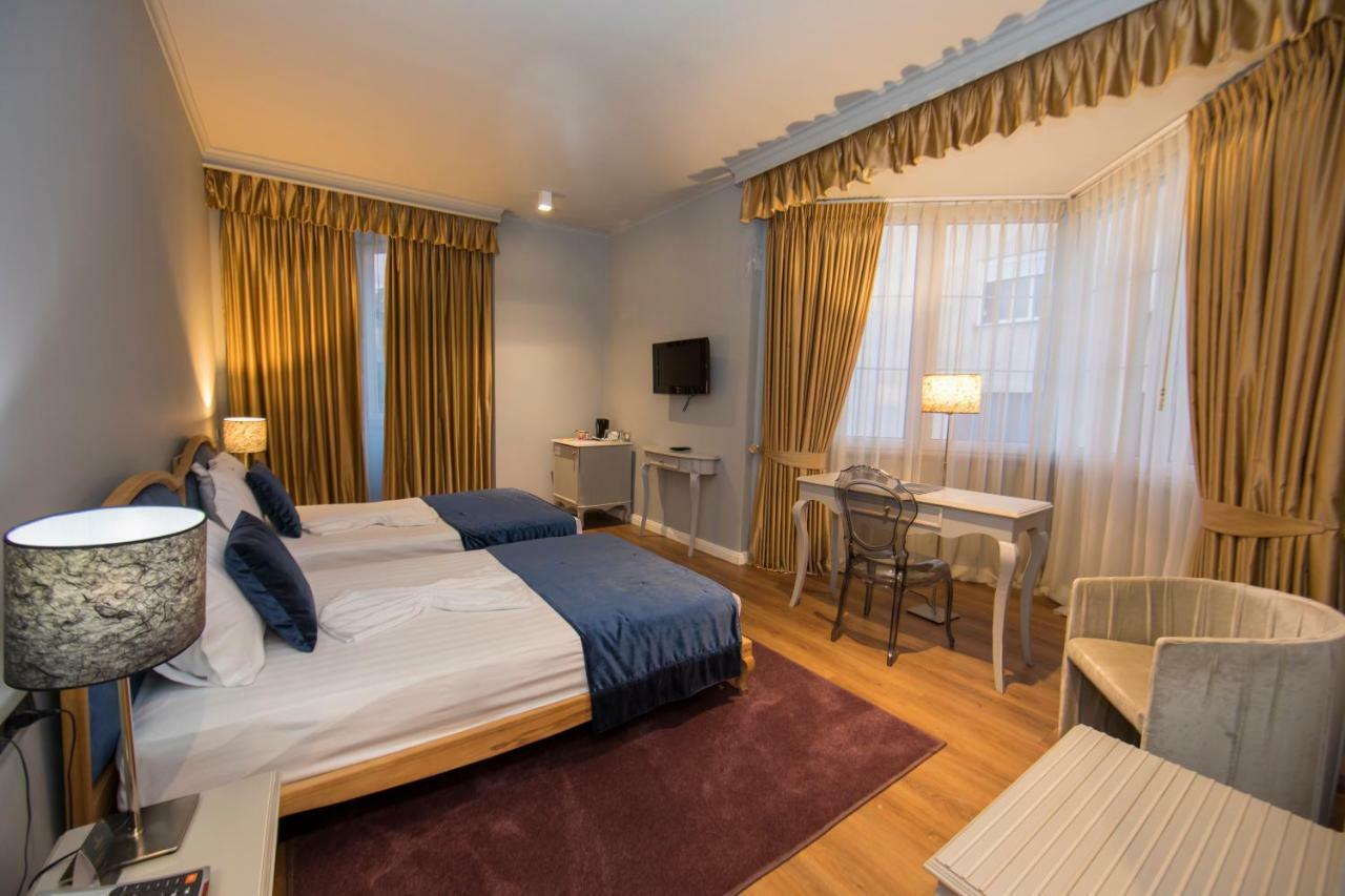 Classic Hotel Тирана Екстериор снимка